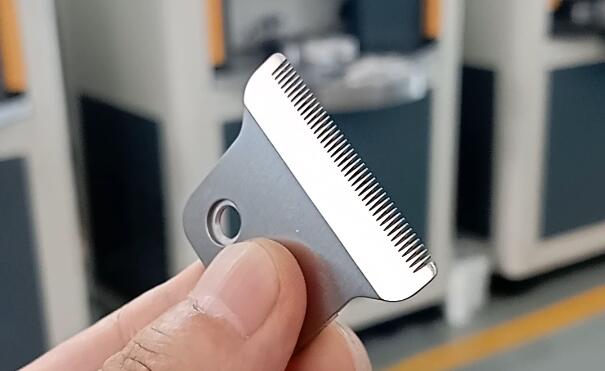 你嘗試過(guò)用磨粒流給電推剪刀頭拋光嗎？效率高了幾百倍！