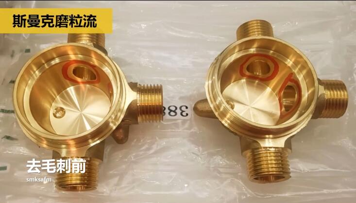 用磨粒流不怕劃傷，銅三通<a href='http://yuncfy.cn' target='_blank'><u>交叉孔去毛刺</u></a>